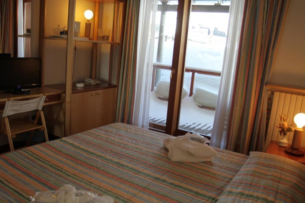 Il Fraitevino Hotel Bed & Breakfast Сестриере Экстерьер фото