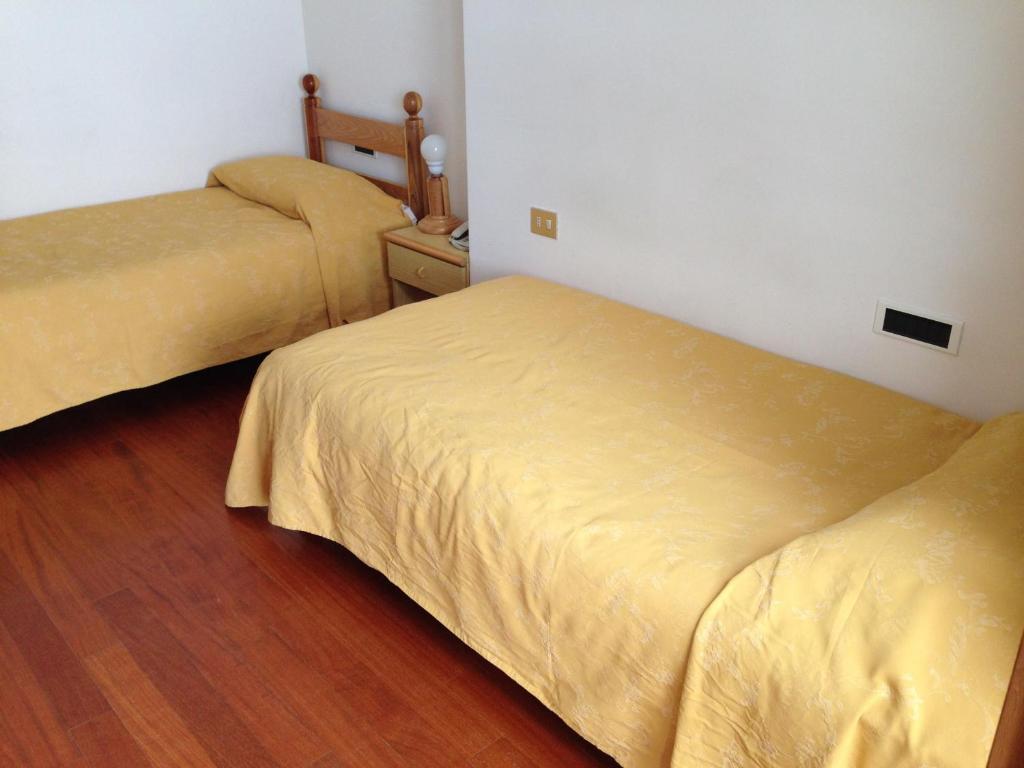 Il Fraitevino Hotel Bed & Breakfast Сестриере Номер фото
